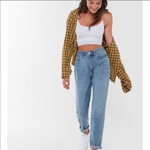 Urban Outfitters mom jeans